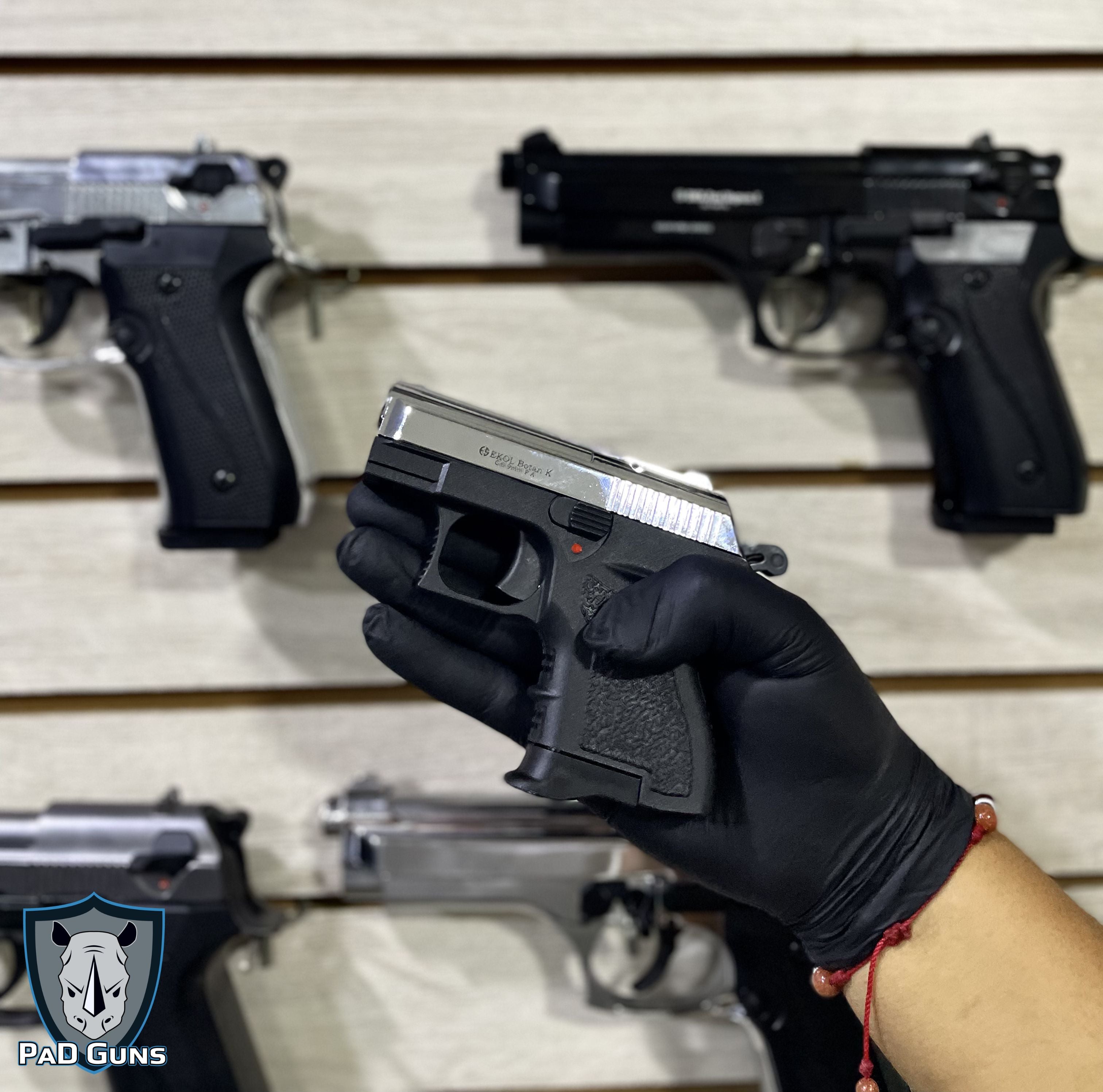 Pistola Traumática EKOL Botan 9 mm P.A.K – Diseño Compacto y Alta Confiabilidad