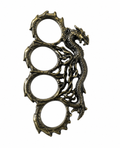 Manopla metálica diseño dragón bronce envejecido con cuatro aros y figura mitológica en relieve con escamas, vista frontal completa