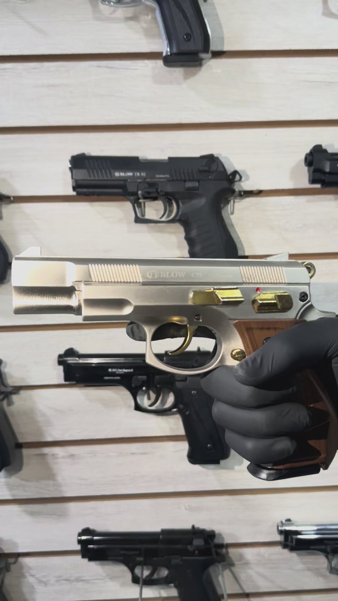 Blow C75 Gold Edition – Réplica CZ 75 Full Metal | Defensa Personal 9mm PAK